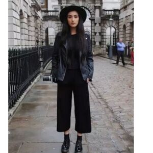 Trina Turk Cuffed Wide Leg Crop Pants Size 6